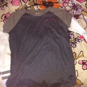 Hollister long sleeve tee